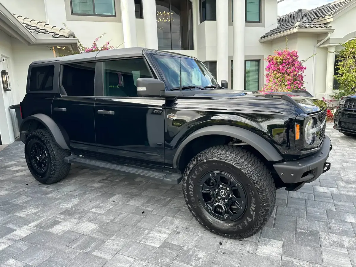 Ford Bronco Profile after — detailed by Vdetailss