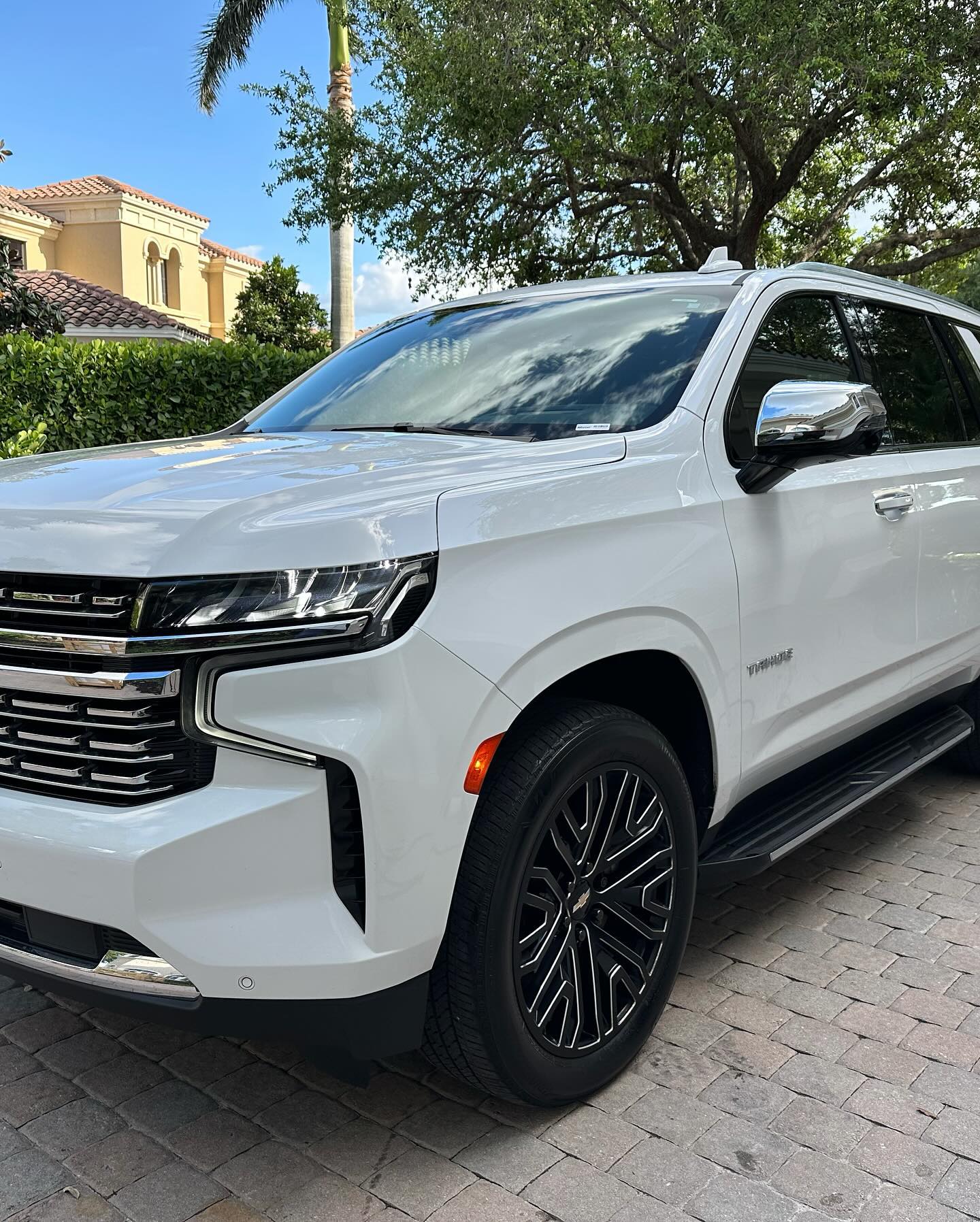 Chevrolet Tahoe Front three-quarter after — detailed by Vdetailss