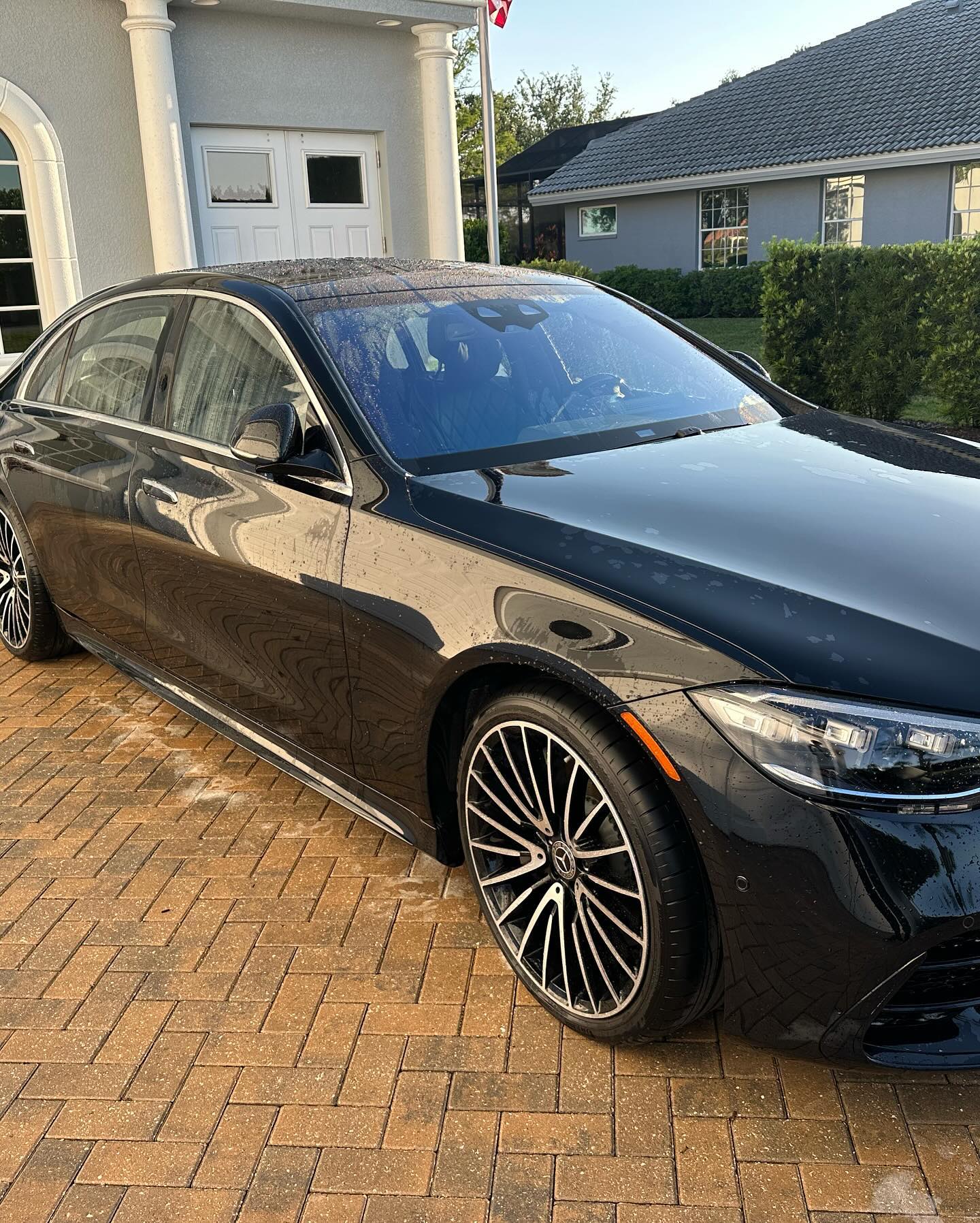 Mercedes-Benz S-Class (Black) Deep gloss on black paint — detailed by Vdetailss