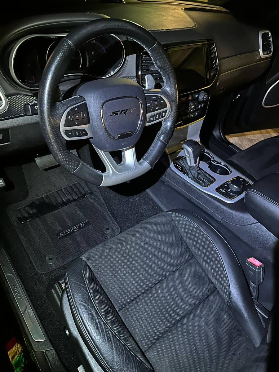 Jeep Grand Cherokee SRT Cabin — interior detailing by Vdetailss