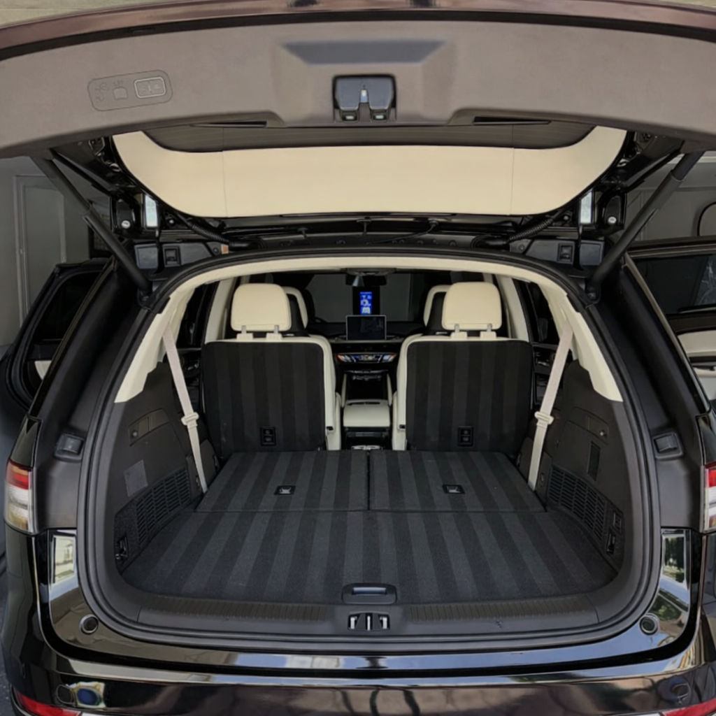 Lincoln Aviator Cargo area — interior detailing by Vdetailss